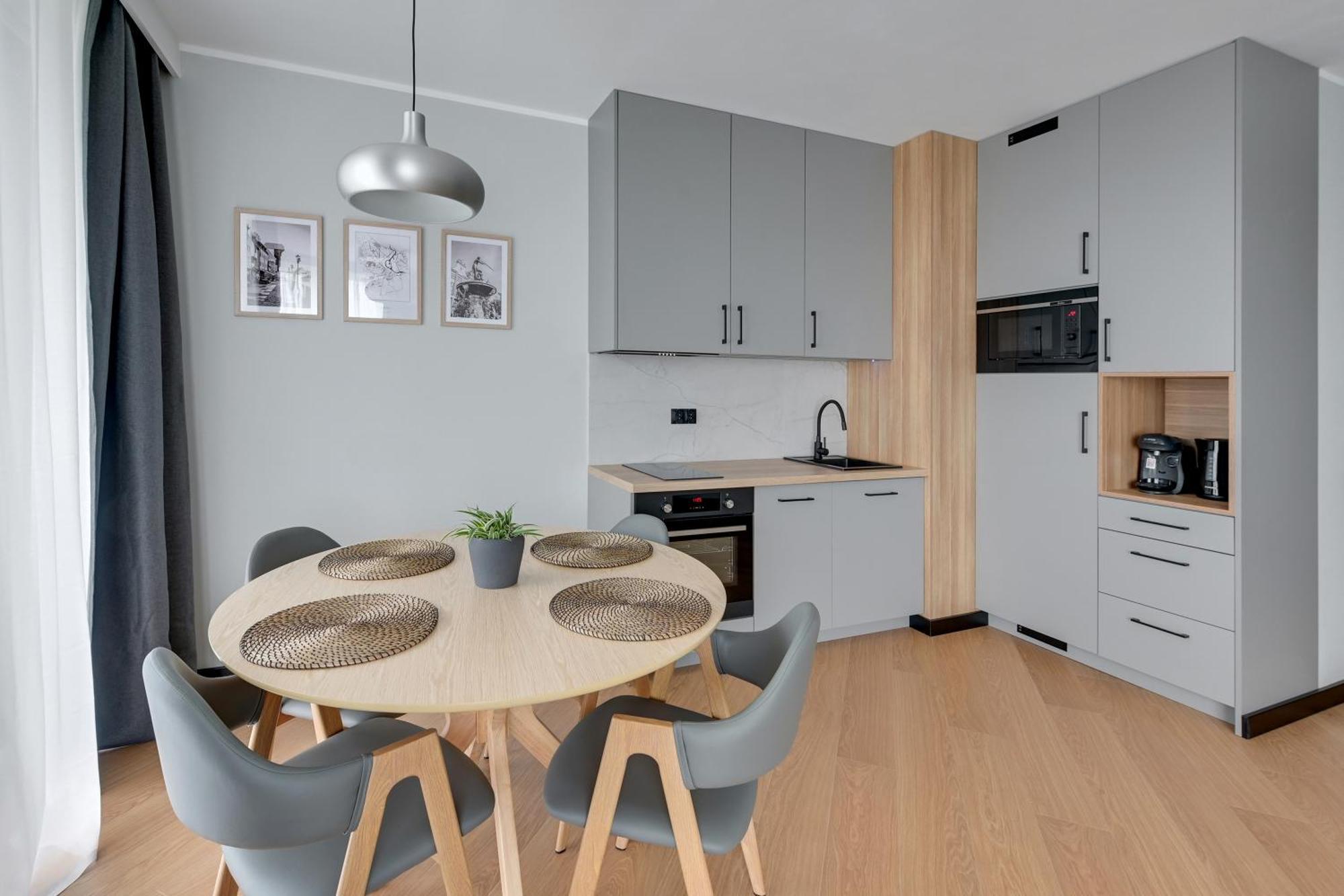Rentplanet - Apartamenty Chlebova Gdansk Exterior photo